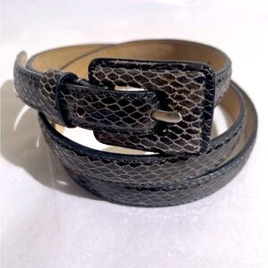 Ann Taylor Snakeskin Skinny Belt Women’s Sz 32” - 37” Grey Genuine Leather